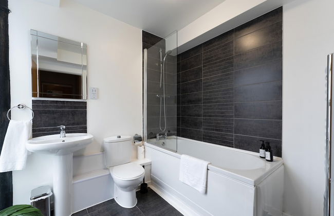 High Street Town House - Photo 67