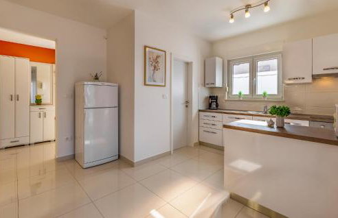 2 Bedroom Stunning Home In Skatari - Foto 28