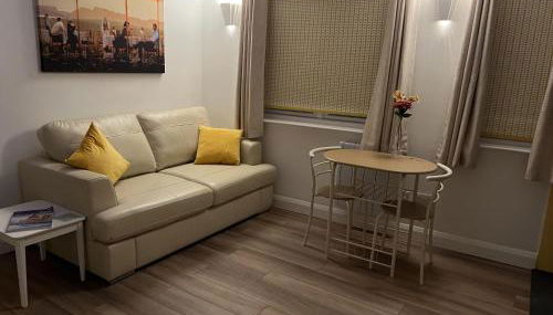 Charming Woodland Lodge 2 person 1 bedroom - Foto 5