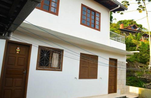 Sobrado Familiar da Salete 01 - Foto 9