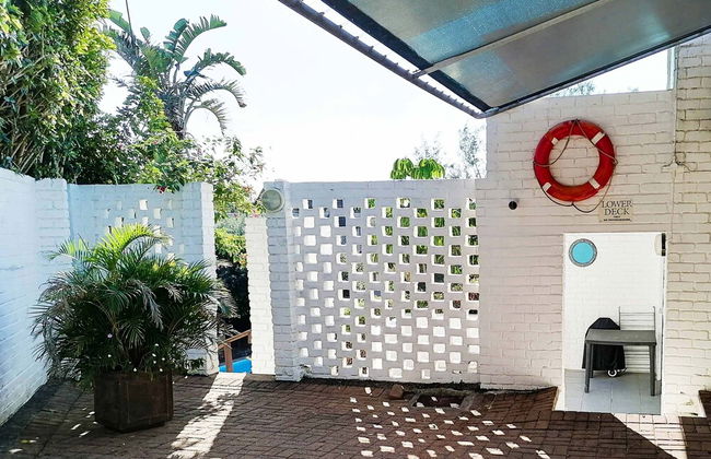 Boathouse Bed and Biscuit - Lower Deck - Photo 21