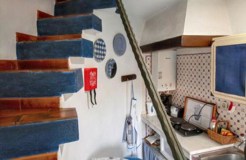 Charming House with Shared Pool in Porto de Mós. - Foto 30