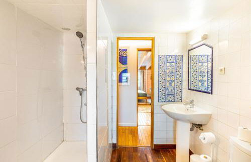 Art & Curiosity Cabinet Style Appartement with Paris view, Villa des Ammonites - Foto 18