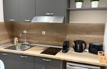 11 Luxury Apartments - Photo 7