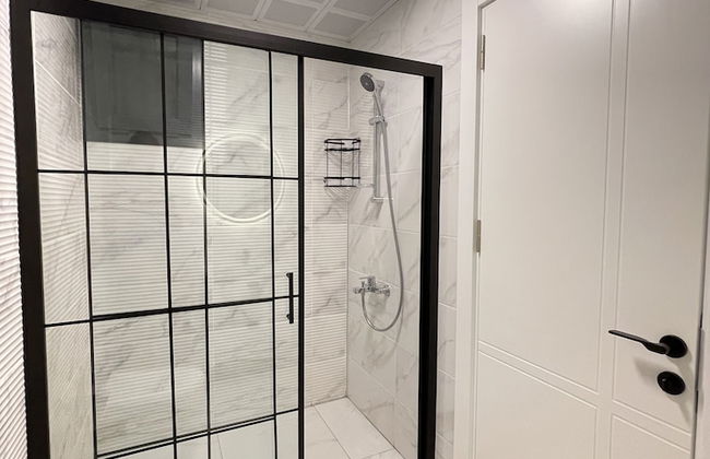 OlivAparts - Photo 57