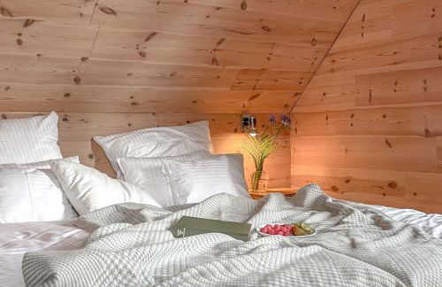 traumHaff Küstenchalets - einzigartige Chalets an der Ostsee. Ganz aus Lärchenholz mit Kamin und Sauna - Foto 24