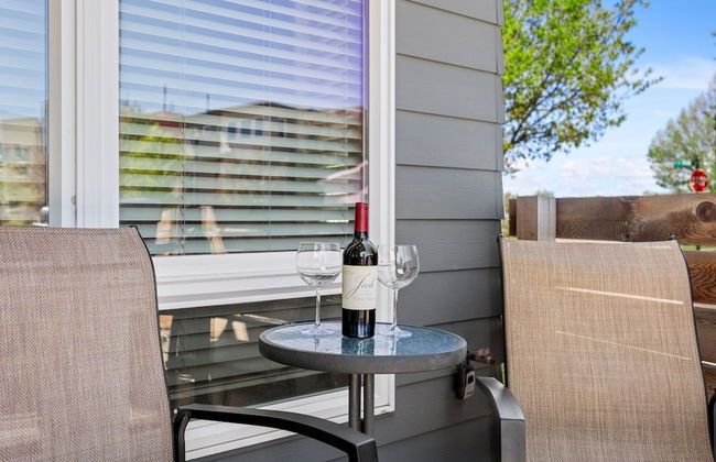 Elegant Oasis - Fireplaces, King Beds, Mtn Views! - Foto 37