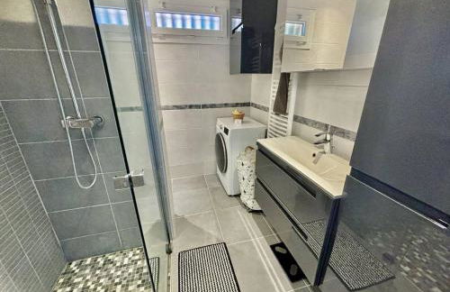 Bel appartement avec piscine et tennis à Bormes-les-Mimosas - FR-1-816-29 - Foto 9