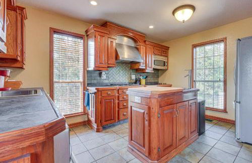 Family-Friendly Fischer Home with Private Hot Tub! - Foto 9