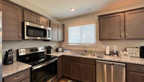 7876 Ellington Court Cheerful 4 Bedroom Home Brand New Construction - Foto 4