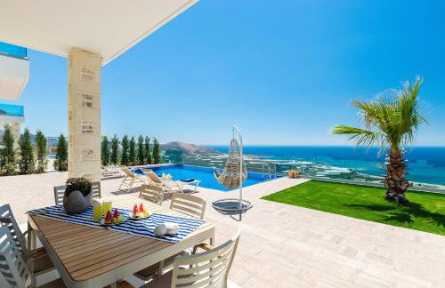 Blue Horizon Luxury Villas - Photo 18