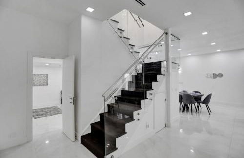 4 Br Designer Home Next To Shul And Community Pool 4 Bedroom Villa - Foto 40