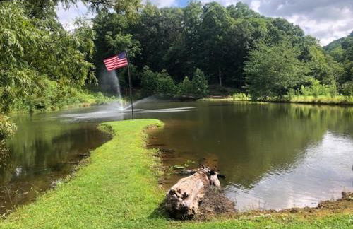 Mountain Gem, Hot Tub, Fire Pit, Views, Starlink Wi-fi - Foto 2