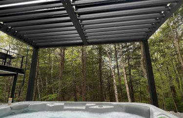 NEW cozy getaway near Mt Monadnock with hot tub - Foto 3