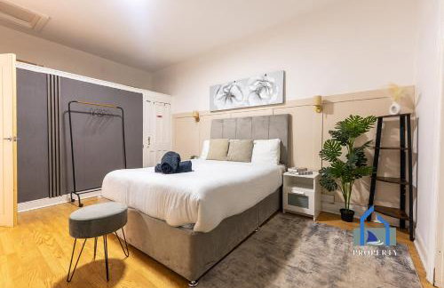 Traditional Central Home-Games Room-Free Parking - Foto 24