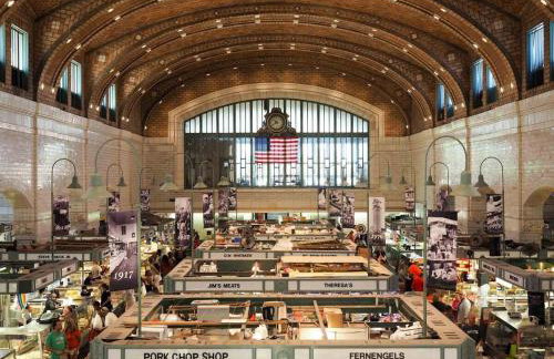 Lofts on E 4th, WALK TO CAVS, Sleeps 6 - Foto 21