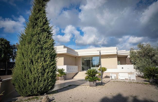 Villa Torricella Pool and Sunny Garden - Photo 29