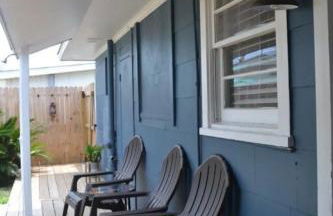 Surf Shack - Steps to the beach, lush fenced backyard by Beach Haven Vacation Rentals - Foto 33