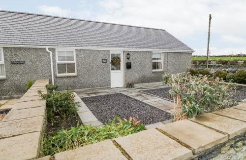 Ysgubor Llwyd - Foto 1