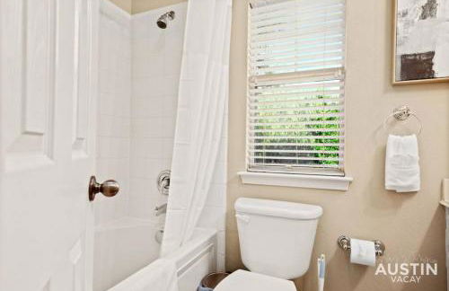 Spectacular Neighborhood Spacious House and Yard - Foto 21