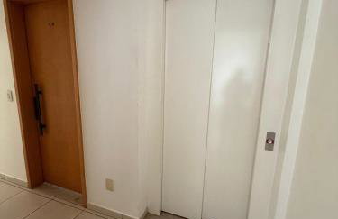 Apartamento setor Sul, todo mobiliado perto de tudo - Foto 32