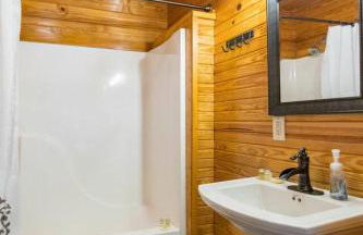 Big Boulder-Hot Tub, WiFi, Firepit, Arcade, Hiking - Foto 28