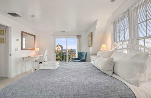 Stunning Home with Water Views - Foto 11