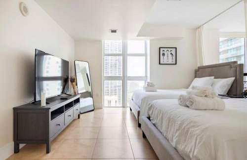 BrickellRiver LOFT with parking & 12 min to South Beach - Foto 18