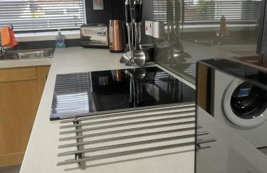 Charlesworth House - Photo 6