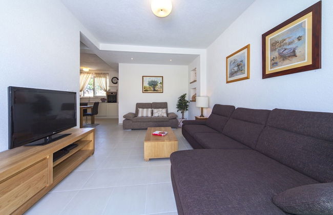 Modern Villa in Povlja With Pool - Foto 7