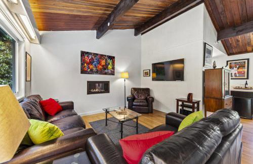 Moondance - Photo 25