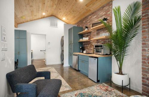 Petit Paradis Studio with hot tub - Photo 21