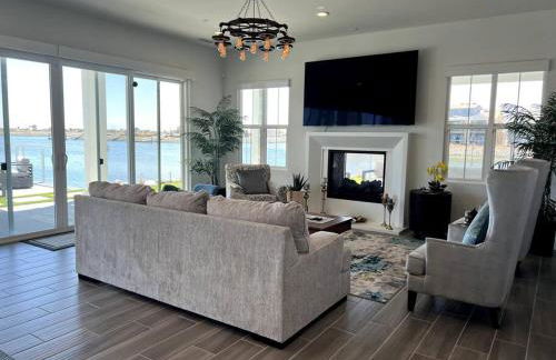 Waterfront Resort Style Villa - 5 min to fastwater - Foto 36