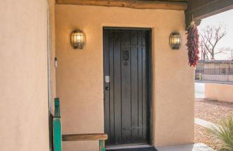 Grandma's Old Town Adobe House! Private Hot Tub-Close to Old Town-Pet Friendly-No Pet Fee! - Foto 52