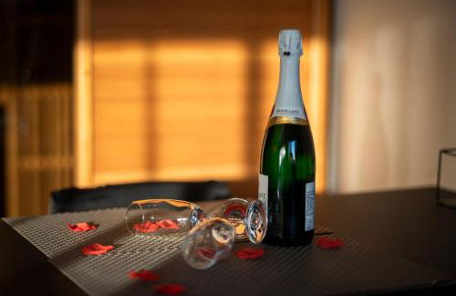 LE COCON- Jacuzzi & Sauna privés By SweetDreams - Foto 26