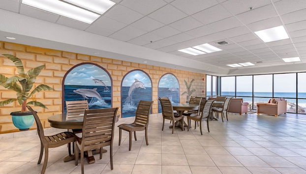 Phoenix V Unit 816 - Foto 3, Vestíbulo