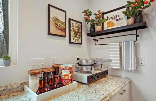 Rare Gem! Game Room, Hot Tub, Near Lake, Pet Ok - Foto 36