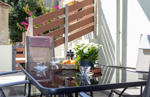 Το Σπίτι της Γιαγιάς 1 (Grandma's House 1) - Photo 5