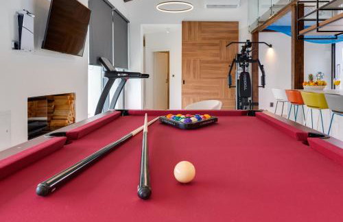 Luxury Spa Villa w Heated Pool, Jacuzzi & Sauna - Photo 23