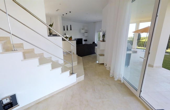 Exquisite Villa Near Beach - Heated Pool - Foto 30