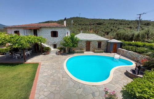 The Cocoon and olives Hut - Foto 3