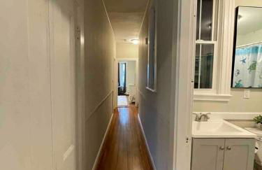 2 BR City Sanctuary - 5 Mins to Historical Salem! - Photo 24