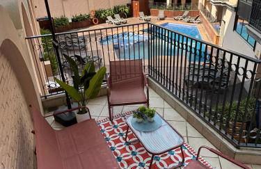 Casa Tita - Exclusivo Apartamento con Gran Terraza y Vistas a la Piscina en Lloret de Mar - Foto 3