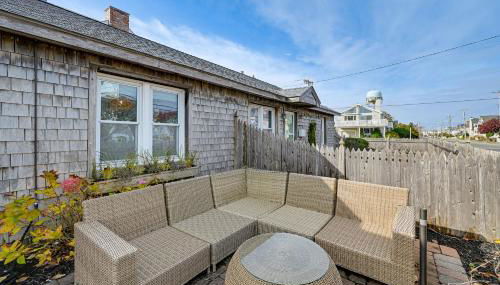 Walk to Beach and Dtwn Dining! Avalon Coastal Escape - Foto 2