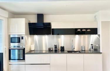 Le Domaine Réservé , parking et écrin de verdure - Foto 23