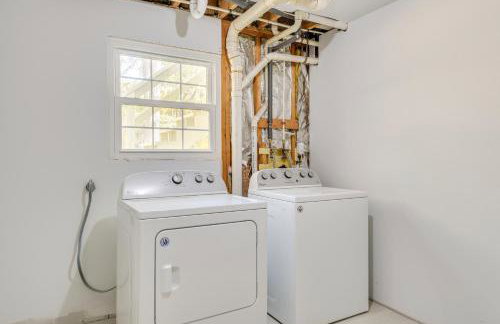 Near Top Attractions Deck Dining at Severn Home! - Foto 30