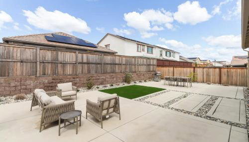 Spacious new house in Folsom Ranch 4BD and 3BA with backyard and BBQ grill - Foto 3