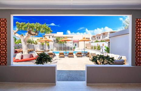 Villa Remezzo Heated Pool, Beach Side - Photo 3