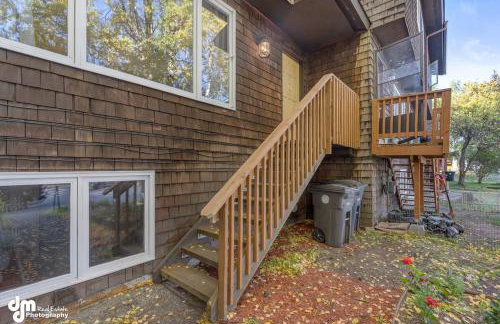 Modern Turnagain Townhome - Foto 31