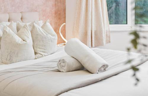 Stylish Four Bed House - 7 Guests - Garden - Parking - Netflix 802W - Foto 31